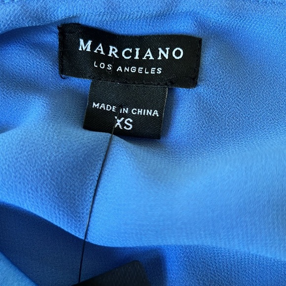Marciano Fluid Floral Solid Top - Picture 8 of 9